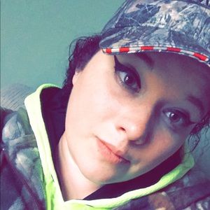 Meet your Posher, Amber